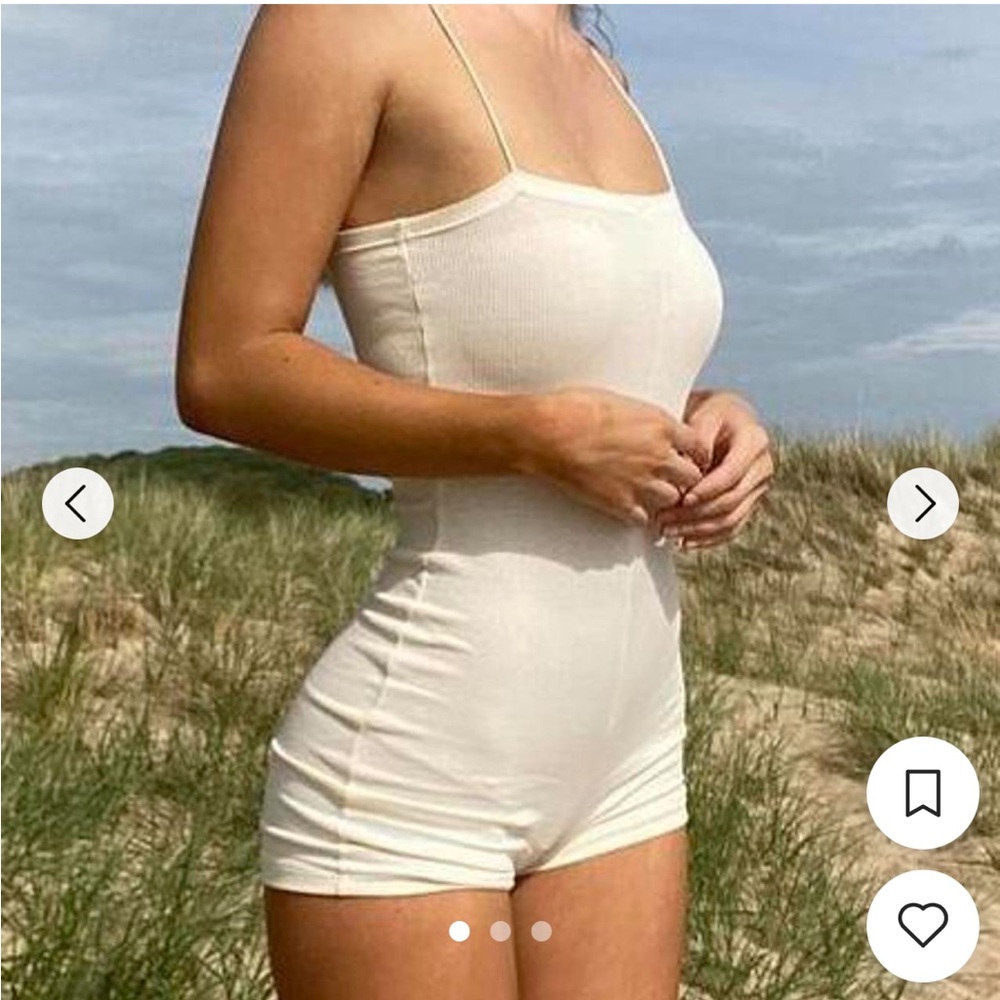 Zara Cream Ribbed Spaghetti-Strap Mini Romper